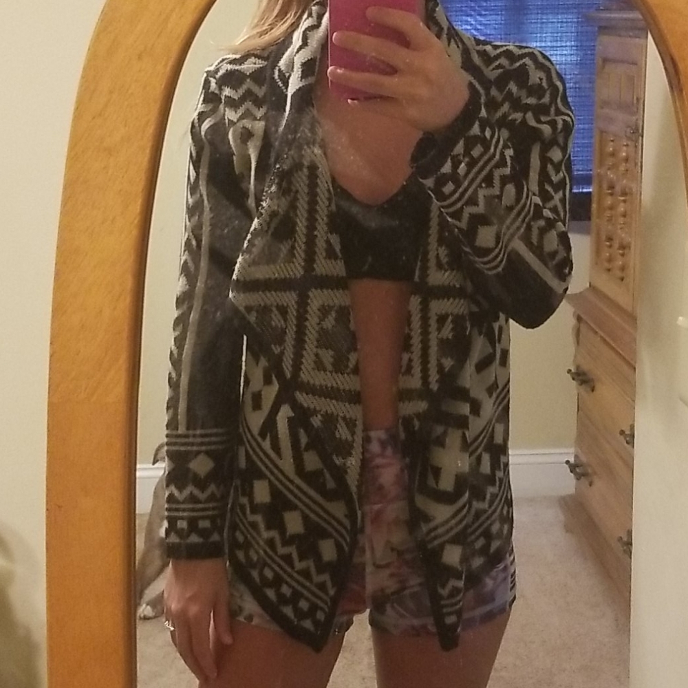 Cardigan - Picture 3 of 3